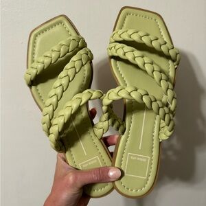 Dolce Vita - size 8, lime green